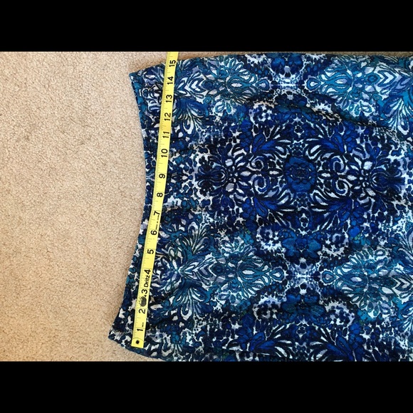 Cute skirt size small - Picture 5 of 6